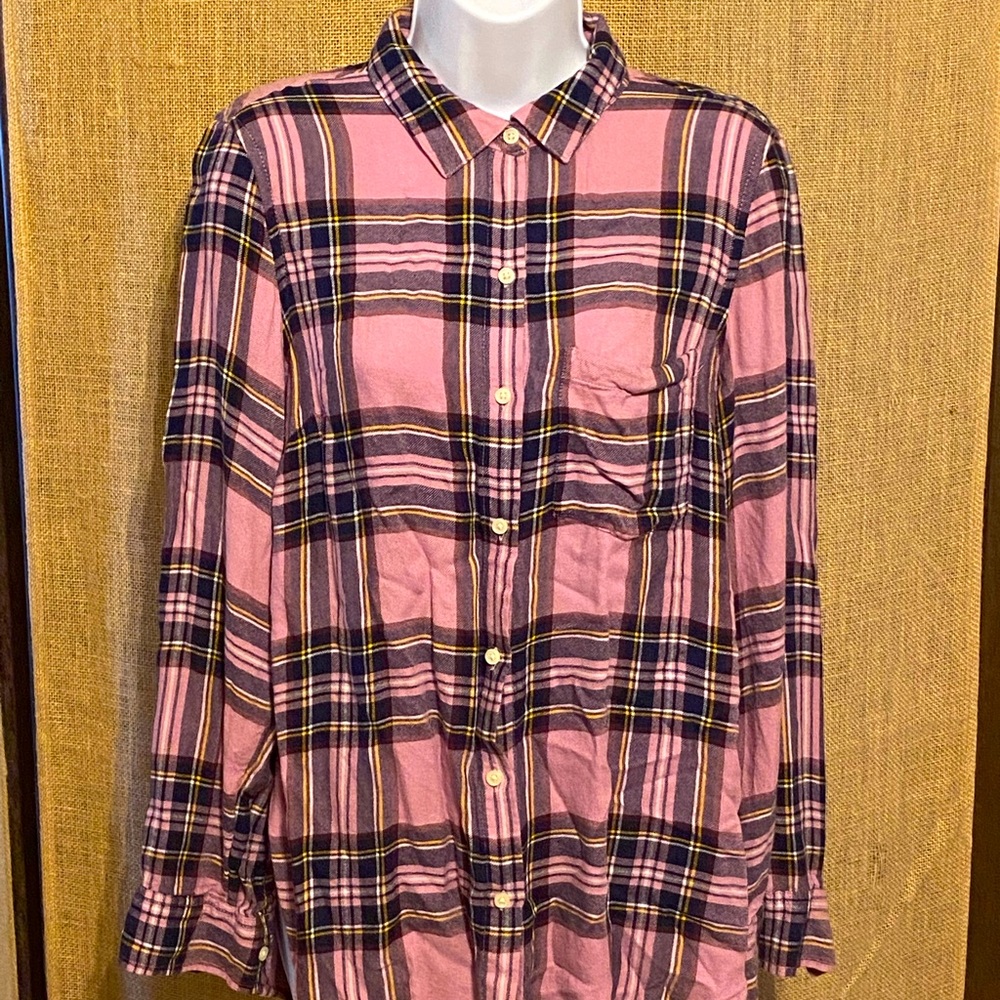 Old Navy plaid shirt